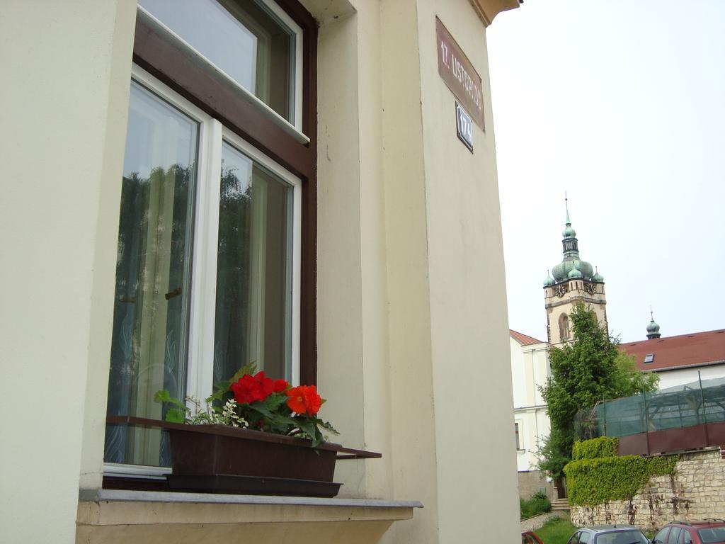 Hotel Jaro Melnik Luaran gambar