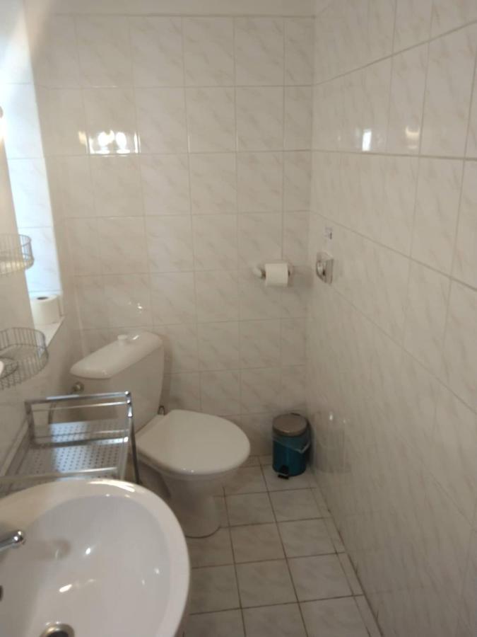 Hotel Jaro Melnik Luaran gambar